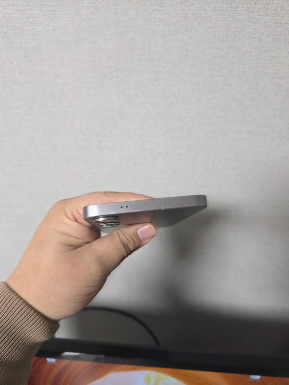 갤럭시 S25플러스 실버 256기가 A급 팔아요~--3