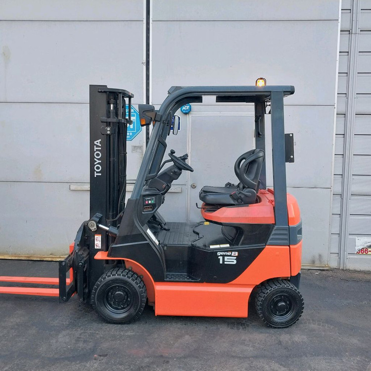 도요타 전동지게차 1.5톤 회전포크 장착 2020년식 이미지