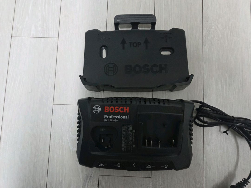 보쉬 정품 충전기 GAX 18V-30 GAL 1880 CV 디월트 DCB118 밀워키 M12-18FC 마끼다 이미지