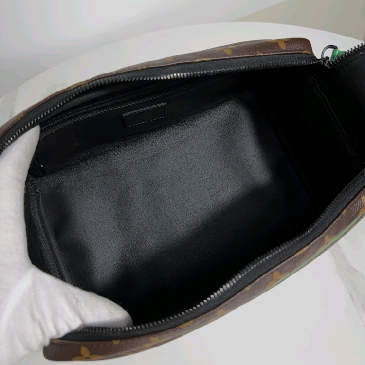 [A / OS] 루이비통 모노그램 돕키트--6