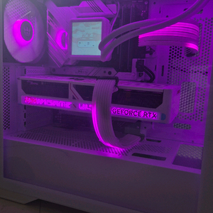 14700KF/32GB/1TB/5070ti 화이트 게이밍 본체 판매(그냥 새상품) 급처