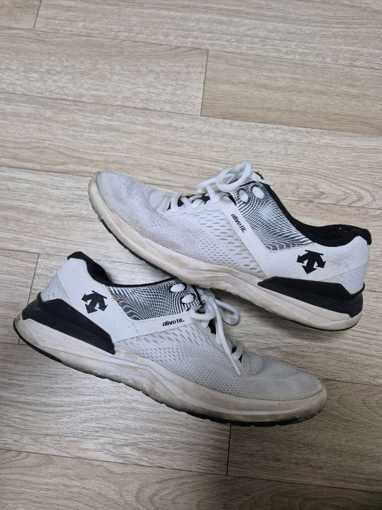 데상트 운동화 270mm 이미지