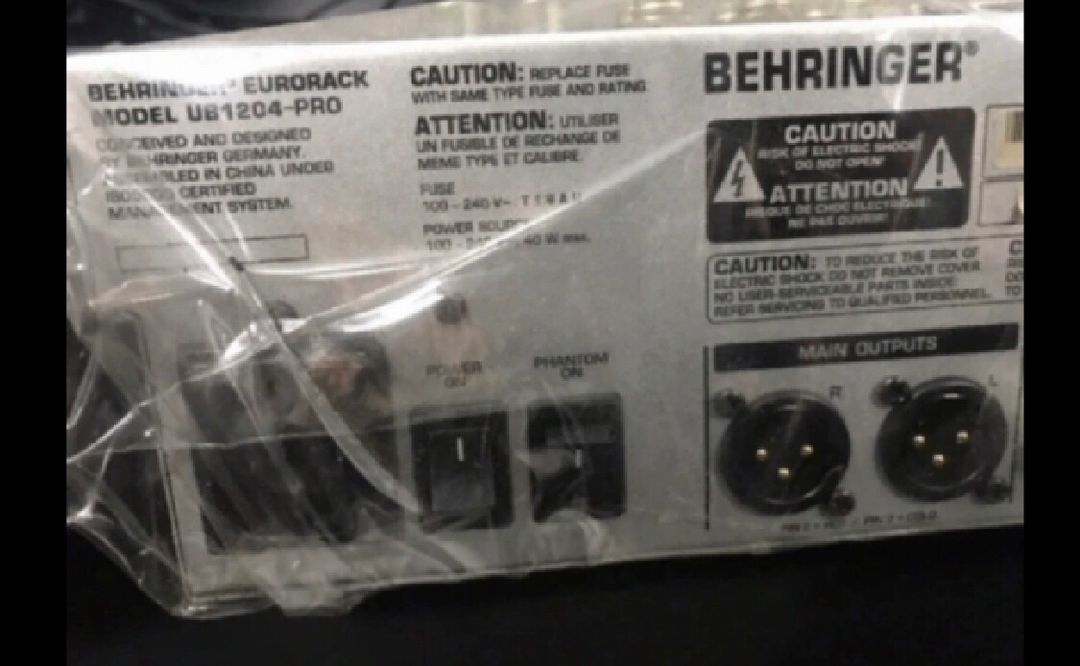 BEHRINGER UB1204-PRO 믹서 ( 오디오 믹서 ) 이미지