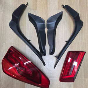 BMW 5시리즈 G30 전기형 테일램프 운전석, 피니셔, 트렁크 트림패널 팝니다 이미지