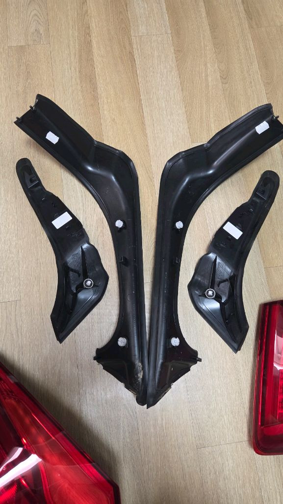 BMW 5시리즈 G30 전기형 테일램프 운전석, 피니셔, 트렁크 트림패널 팝니다 이미지