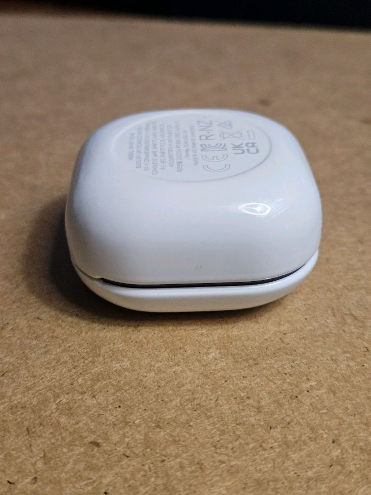 갤럭시 버즈2 라벤더 충전본체 SM-R177 이미지