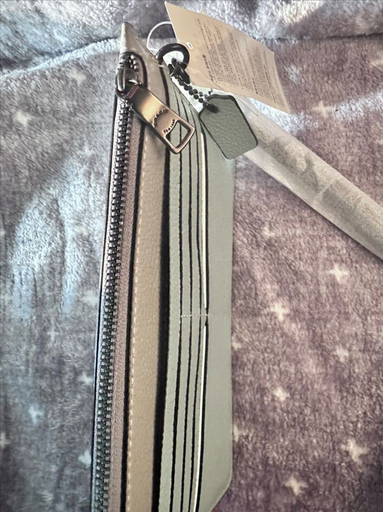 코치 리스틀릿 컬러블락 파우치 손가방 클러치--2