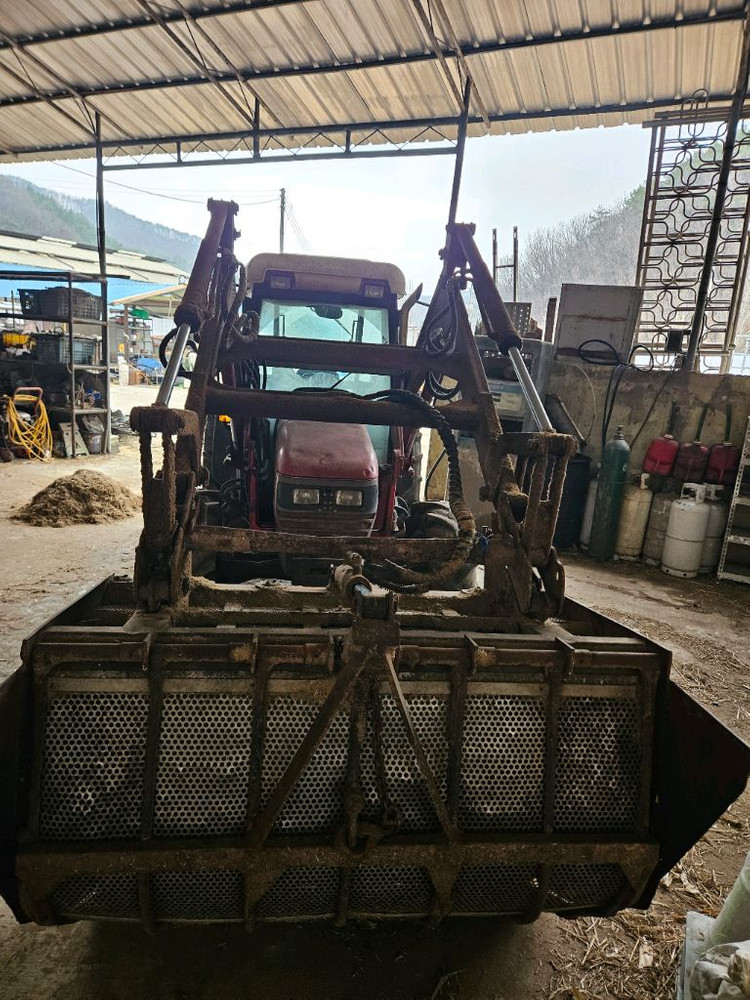 55마력 트랙터 동양 T550 이미지