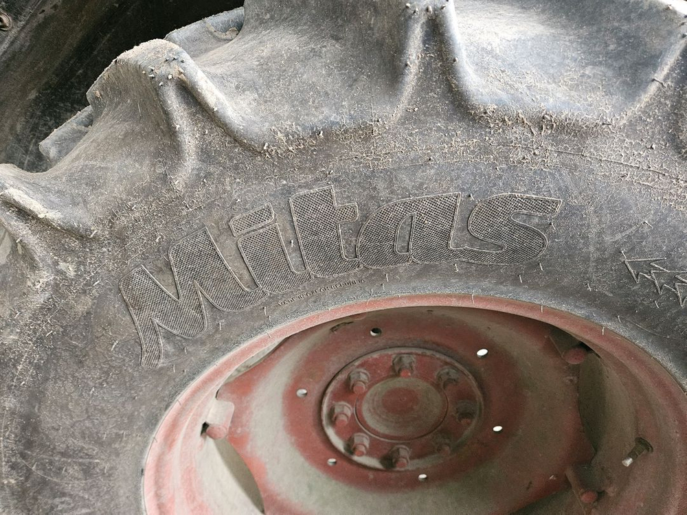 55마력 트랙터 동양 T550 이미지