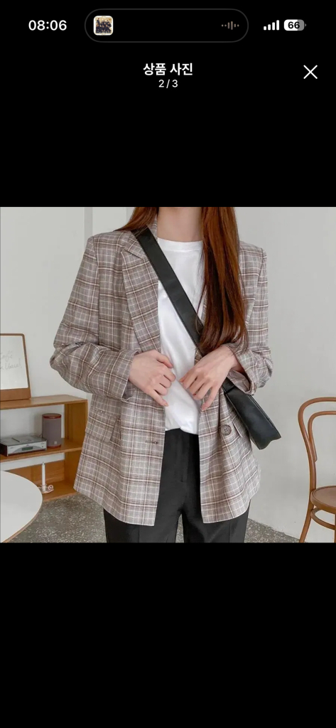 그레이 체크 자켓 이미지