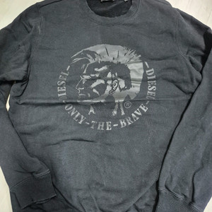 정품 디젤 모히칸 로고 맨투맨