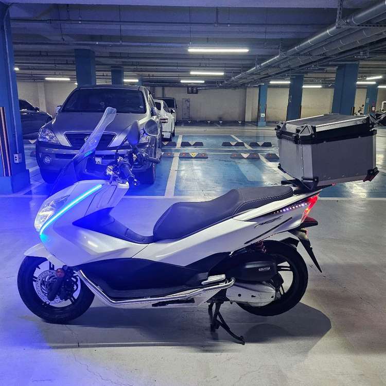 혼다 pcx125 17년식 62,114km 스쿠터 오토바이--1