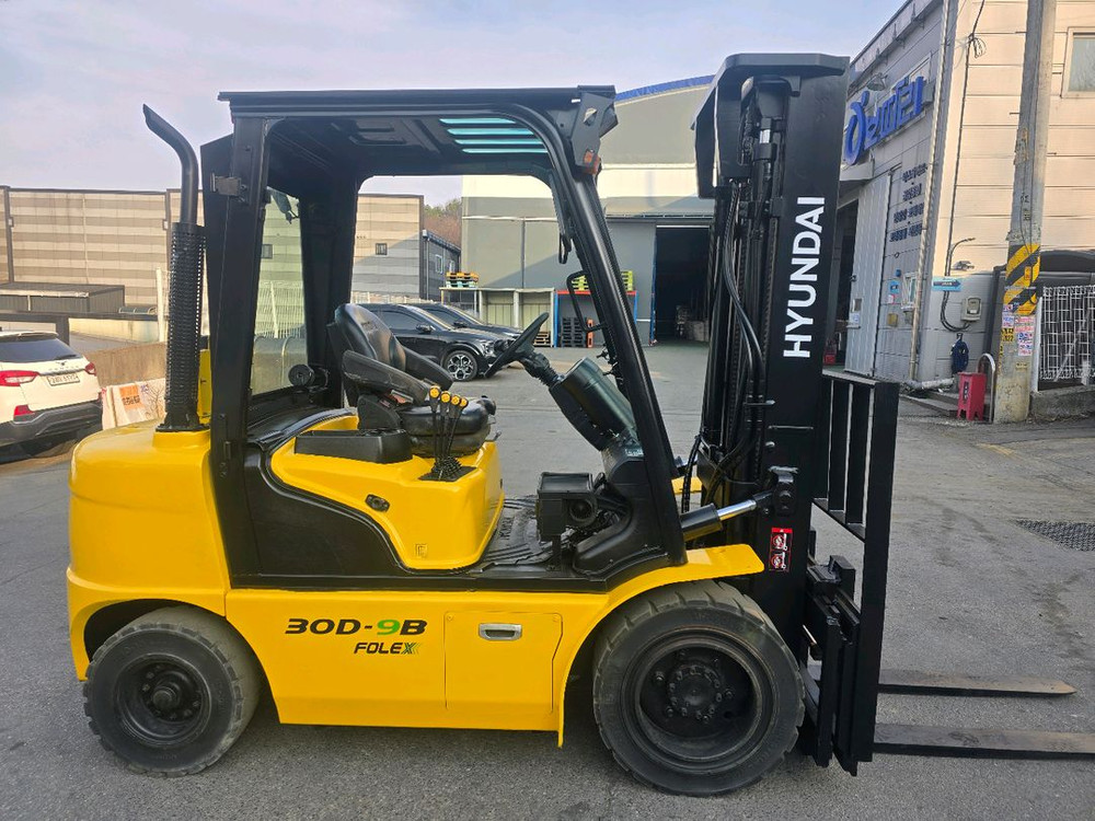 특A급 현대 3톤 2020년식 자동발 2000만원 디젤지게차 중고지게차 매매 (2.98톤) 이미지