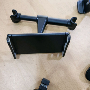 차량용 테블릿 거치대 이미지