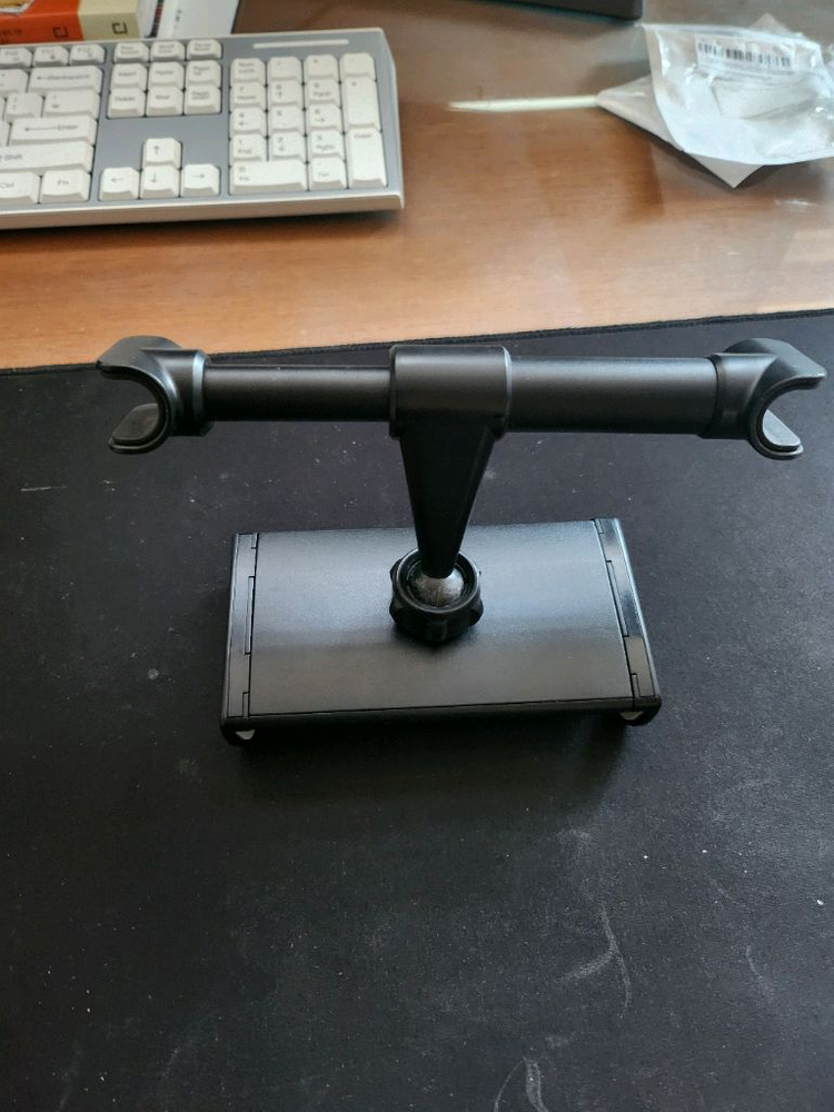 차량용 테블릿 거치대 이미지