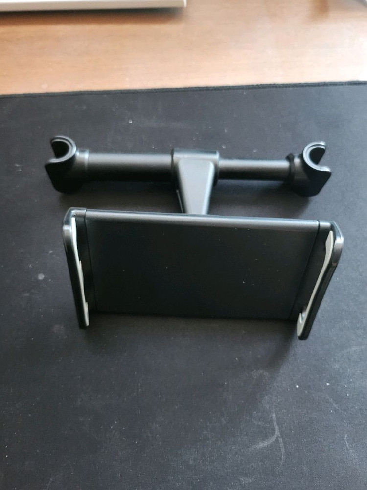 차량용 테블릿 거치대 이미지