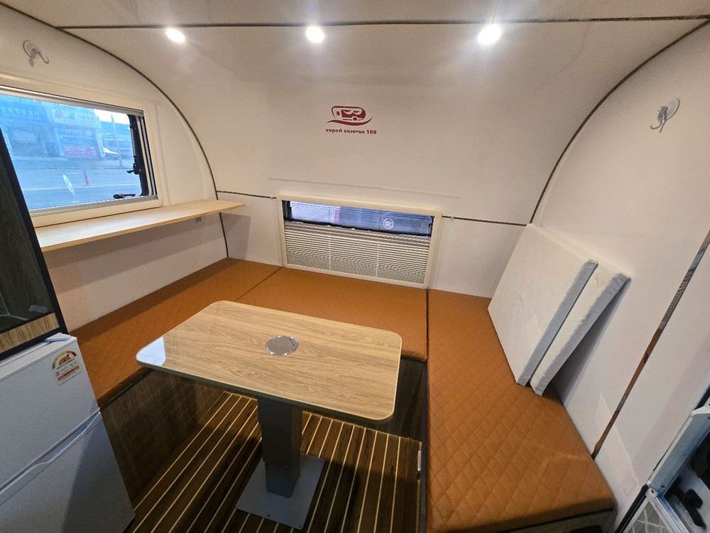 언캠프 500급 국산 카라반 이미지