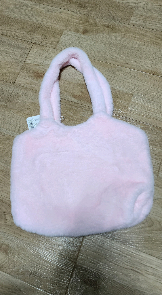 헬로키티뽀글이숄더+키티파우치+산리오파우치+스누피시장가방/털가방--2