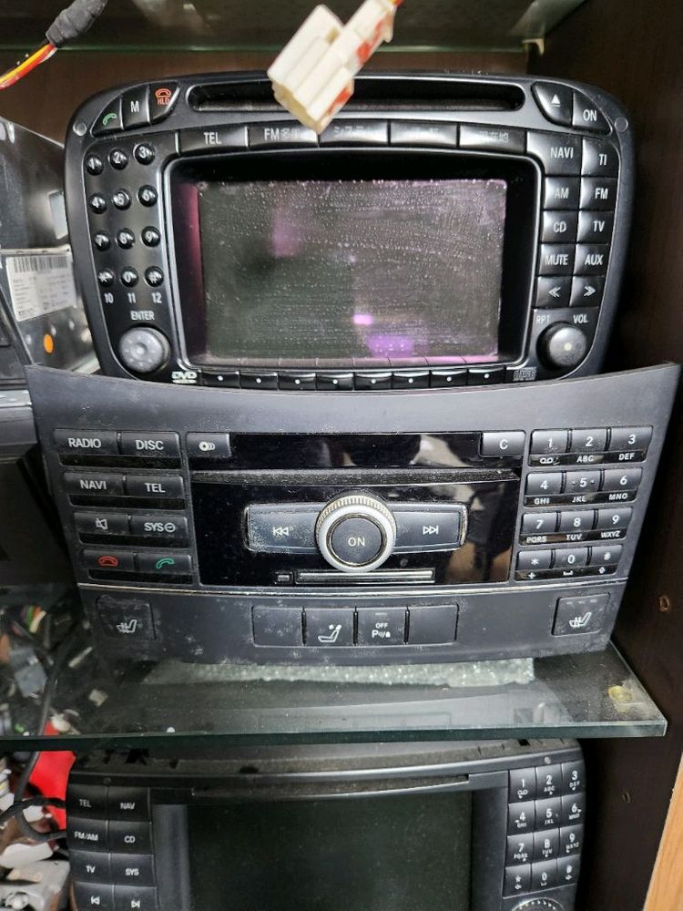 벤츠 전차종 오디오 커맨드 모니터 이미지