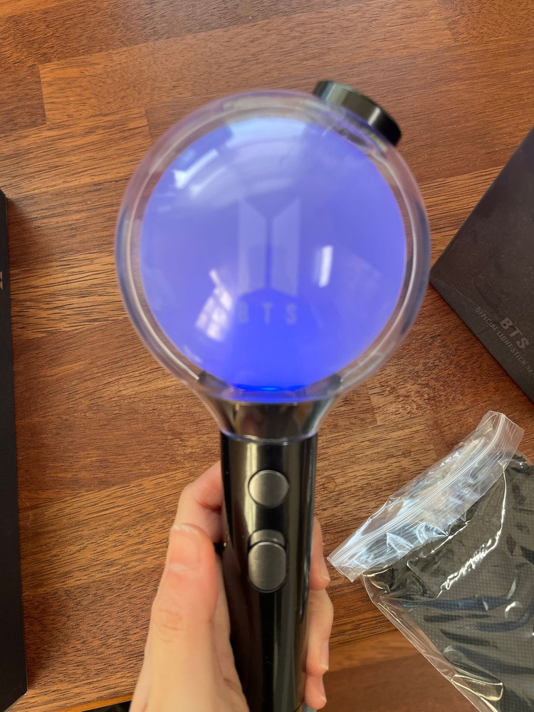 bts 방탄 아미밤 map of the soul 아미밤입니다! (아미밤에 다는 키링까지 포함!) 적상작동되요.--6