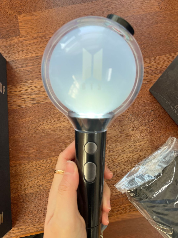 bts 방탄 아미밤 map of the soul 아미밤입니다! (아미밤에 다는 키링까지 포함!) 적상작동되요.--7