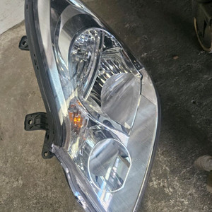 sm7 뉴아트 헤드램프 운전석 이미지