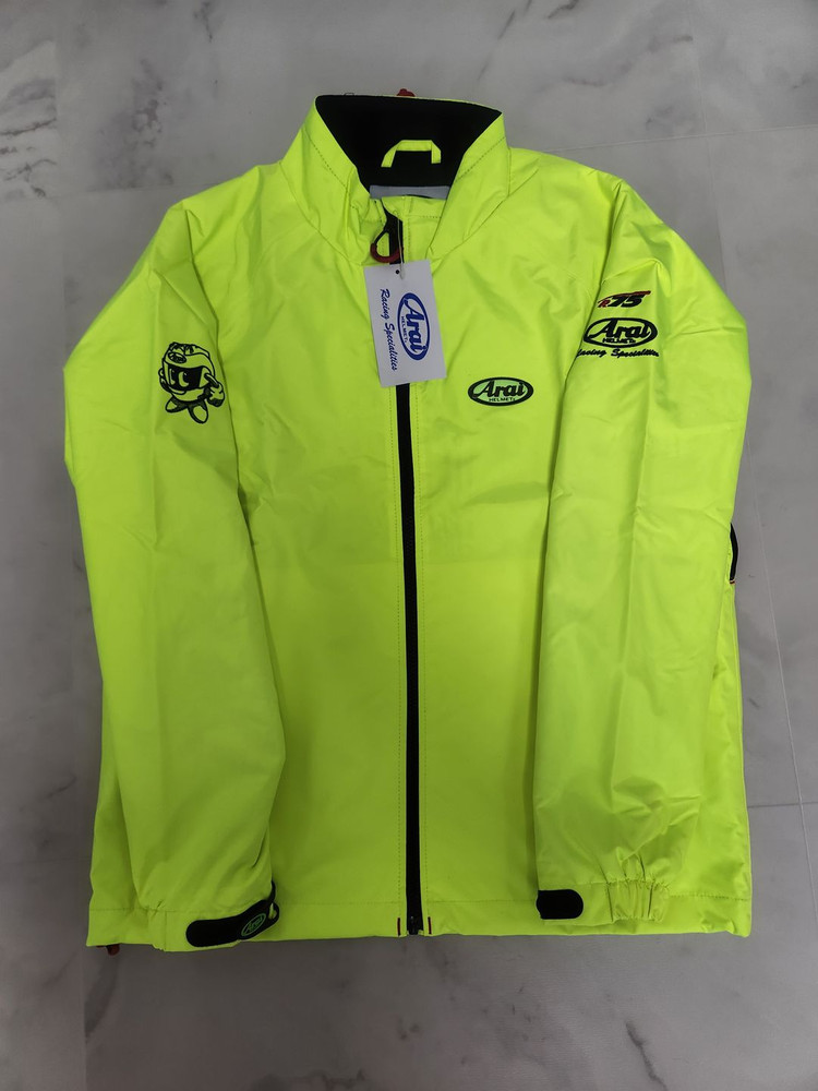 아라이 바람막이 L 새상품 판매합니다.--1