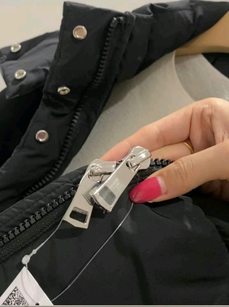 유럽매장 남여공용 롱 패딩 점퍼(택달린 새상품)--7