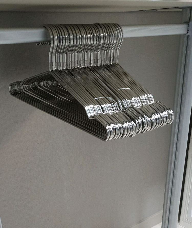 굵기4.5mm 두꺼운 304통스텐 일체형 옷걸이50개--1