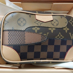 루이비통 모노그램 파티션 크로스백 이미지