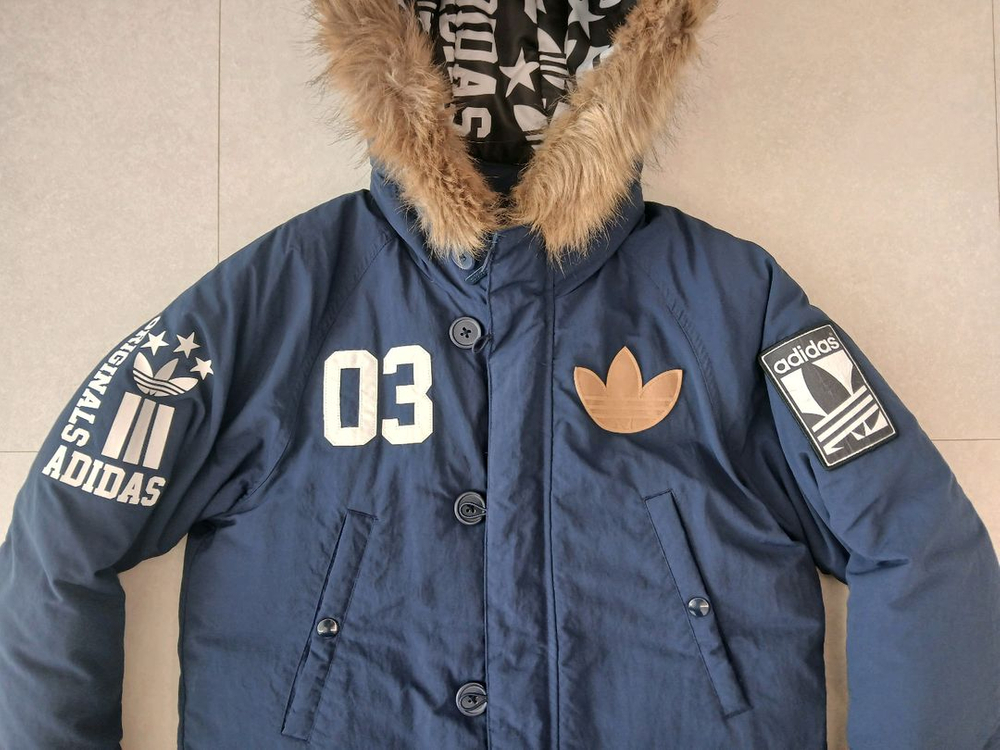 아디다스 오리지널 다운패딩 이미지