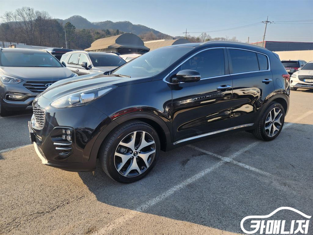[기아]스포티지 4세대 (QL) 디젤 2.0 2WD 프레스티지 #3월급매 이미지