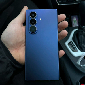 갤럭시 z폴드7 256GB 이미지