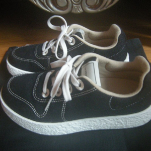 르무통운동화225사이즈 S급+뉴발란스 양털롱자켓 매장판L사이즈새제품(사은품 나이키양말)/아디다스 나이키 노스페이스 이미지