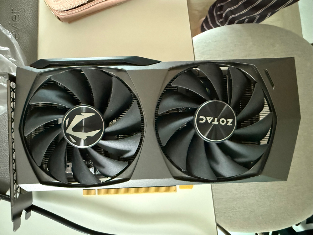 RTX 3060 twin 그래픽카드 이미지