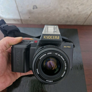 교세라 AF 35-70mm 카메라 이미지