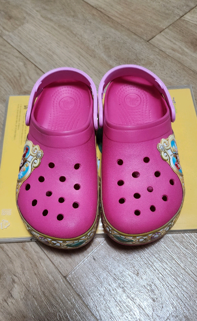 [J3/새것]크록스 샌들 210-215/슬리퍼/디즈니프린세스--1