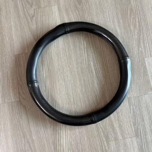 자동차 핸들 커버 이미지