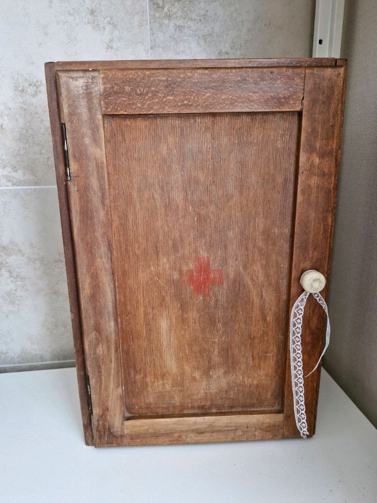 영국 빈티지 파인우드 선반장 약장 카페인테리어소품 이미지