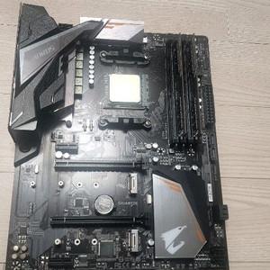 ddr4 16gb + b450 AORUS 풀사이즈보드 + amd 라이젠 cpu 이미지