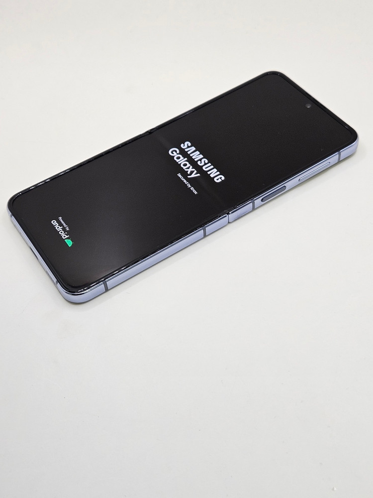 S급 삼성 갤럭시Z플립4 F721 최상품 도매가 중고폰--1