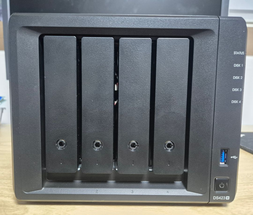 Synology NAS DS423+ (정품), Seagate 4TB (HDD) 이미지