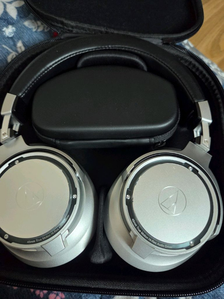 오디오테크니카 헤드폰 AHT-SR9 팝니다--3