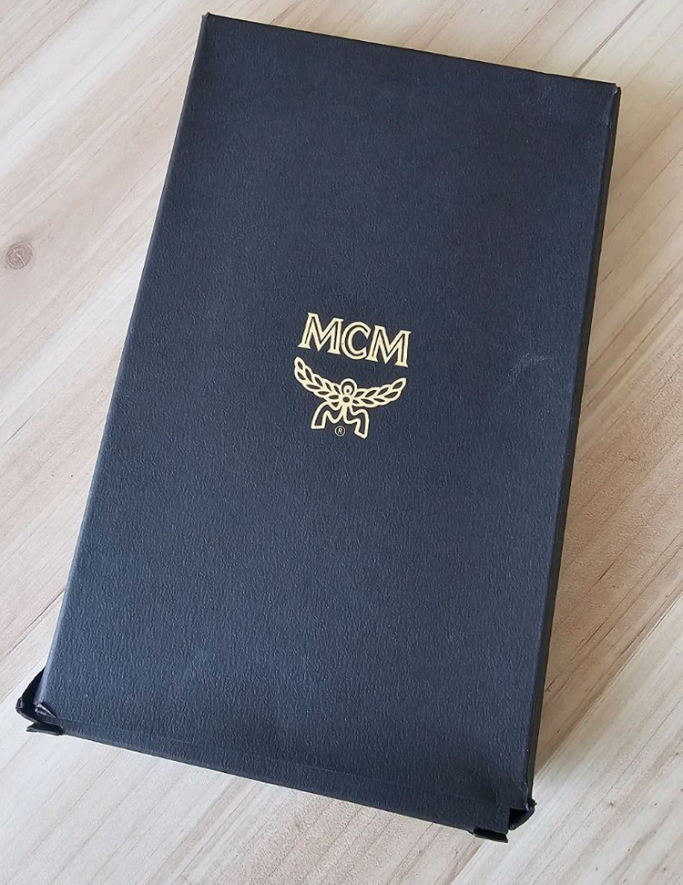 MCM 다이어리커버 지갑 수첩 케이스 이미지