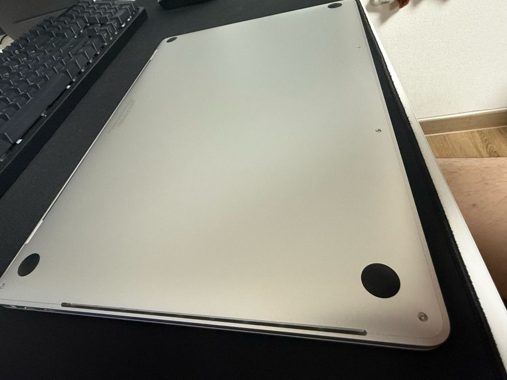 맥북프로 16 A2141 인텔 풀박 i9 / 16g / 1TB--6