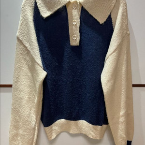 에잇세컨즈 배색 니트