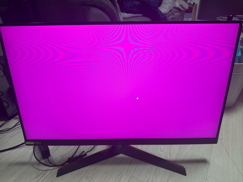 LG 울트라기어 32인치 게이밍모니터 32GN500 팝니다 이미지