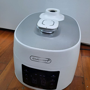 쿠첸10인용 압력밥솥 이미지