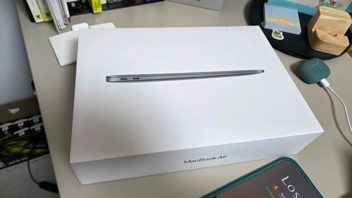 맥북 에어 M1칩 8GB/256GB--9