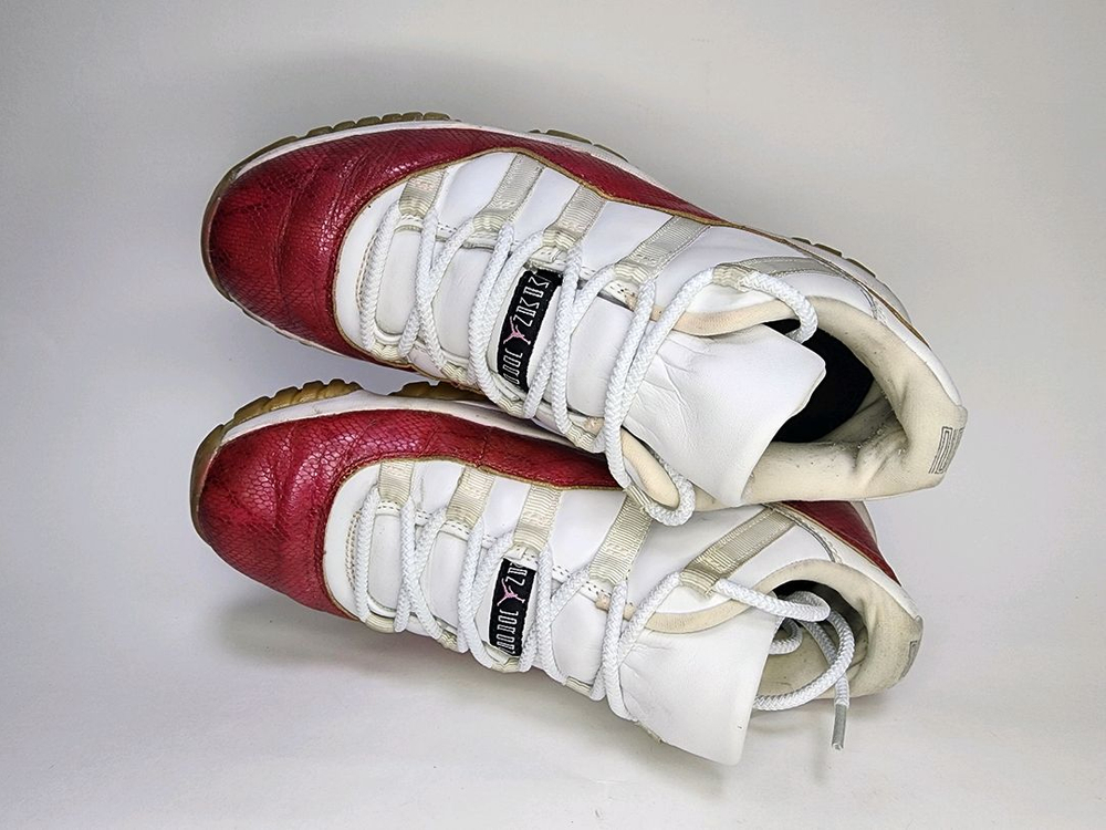 나이키 조던 11 로우 우먼스 스니커즈 분뱀입니다 280mm 이미지